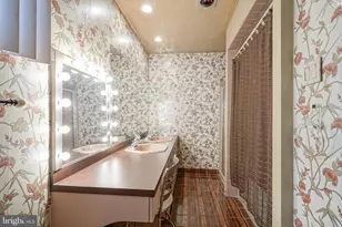 1633 W Porter St, Philadelphia, PA 19145 - Photo 16