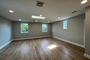 1939 Mt Vernon St, Philadelphia, PA 19130 - Photo 2