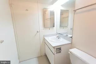 1301 Arch St, Philadelphia, PA 19106 - Photo 18