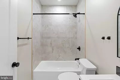 1626 S 24th Street, Philadelphia, PA 19145 - Photo 34