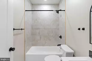 1626 S 24th St, Philadelphia, PA 19145 - Photo 34