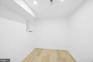 2340 McClellan St, Philadelphia, PA 19145 - Photo 12