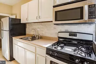 2154 Elkins Ave, Philadelphia, PA 19144 - Photo 6