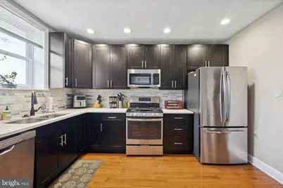 2026 S 17th Street, Philadelphia, PA 19145 - Photo 8