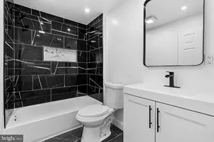 2552 S 68th St, Philadelphia, PA 19142 - Photo 16