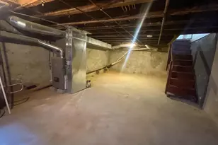 2113 Mountain St, Philadelphia, PA 19145 - Photo 18