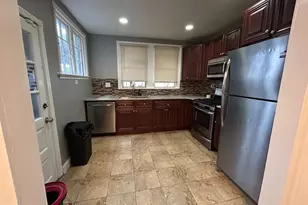 549 E Sanger St, Philadelphia, PA 19120 - Photo 4