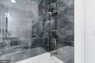 1235 S 26th St, Philadelphia, PA 19146 - Photo 26