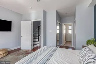 1935 W George St, Philadelphia, PA 19130 - Photo 10