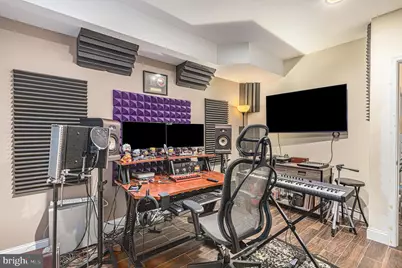 1935 W George Street, Philadelphia, PA 19130 - Photo 20