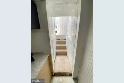 718 W Butler Street, Philadelphia, PA 19140 - Photo 22