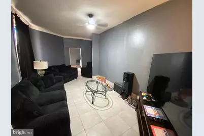 718 W Butler Street, Philadelphia, PA 19140 - Photo 4