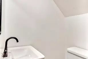 3105 N Hutchinson St, Philadelphia, PA 19133 - Photo 6