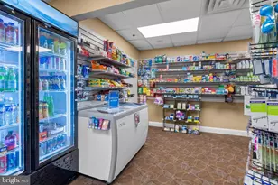 2001 Hamilton St, Philadelphia, PA 19130 - Photo 32