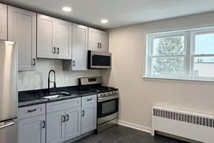 1801 W Godfrey Ave, Philadelphia, PA 19141 - Photo 4