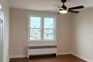 1801 W Godfrey Ave, Philadelphia, PA 19141 - Photo 12