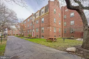 671 Franklin Pl, Philadelphia, PA 19123 - Photo 18