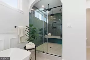 2056 Pemberton St, Philadelphia, PA 19146 - Photo 36