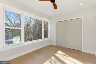 2056 Pemberton St, Philadelphia, PA 19146 - Photo 24