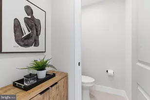 2056 Pemberton St, Philadelphia, PA 19146 - Photo 38