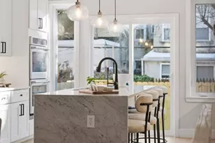 2056 Pemberton St, Philadelphia, PA 19146 - Photo 18