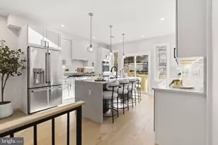 2056 Pemberton St, Philadelphia, PA 19146 - Photo 8