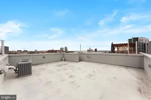 152 Vine St, Philadelphia, PA 19106 - Photo 40