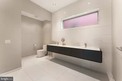 152 Vine Street, Philadelphia, PA 19106 - Photo 22