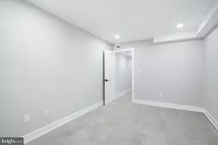 2709 W Jefferson St, Philadelphia, PA 19121 - Photo 12