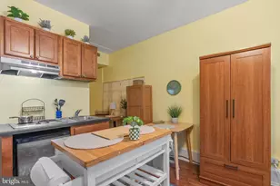 1324 Locust St, Philadelphia, PA 19107 - Photo 2