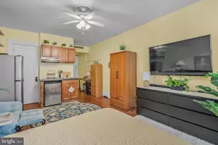 1324 Locust St, Philadelphia, PA 19107 - Photo 2