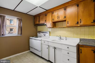 2712 S Iseminger Street, Philadelphia, PA 19148 - Photo 10