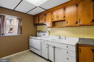 2712 S Iseminger St, Philadelphia, PA 19148 - Photo 10