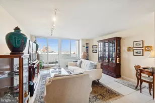 604 S Washington Square, Philadelphia, PA 19106 - Photo 4