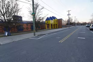 7627 Este Ave, Philadelphia, PA 19153 - Photo 6