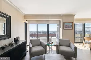 1326 Spruce St, Philadelphia, PA 19107 - Photo 16