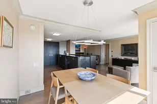 1326 Spruce St, Philadelphia, PA 19107 - Photo 14