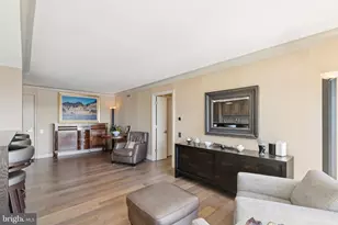 1326 Spruce St, Philadelphia, PA 19107 - Photo 6