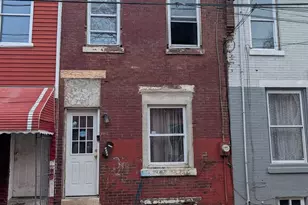 2865 N Leithgow St, Philadelphia, PA 19133 - Photo 1