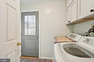 8619 Thomas Mill Terrace, Philadelphia, PA 19128 - Photo 10