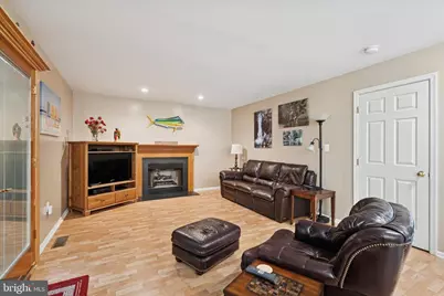 8619 Thomas Mill Terrace, Philadelphia, PA 19128 - Photo 4