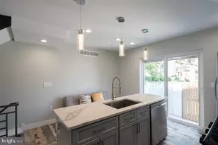 2621 Federal St, Philadelphia, PA 19146 - Photo 6