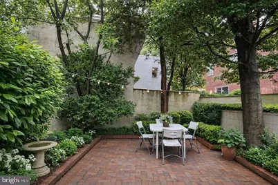 790 S Front Street #REAR 3, Philadelphia, PA 19147 - Photo 6