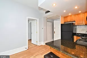 1324 Locust St, Philadelphia, PA 19107 - Photo 28