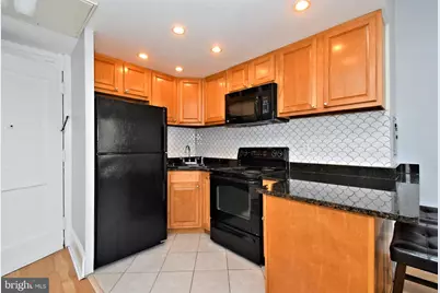 1324 Locust Street #905, Philadelphia, PA 19107 - Photo 26