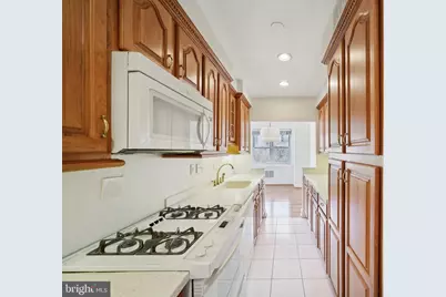 220 W Rittenhouse Square #8B, Philadelphia, PA 19103 - Photo 14