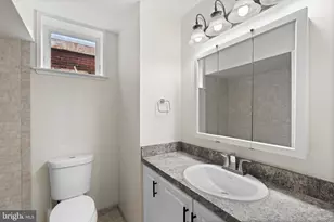 619 S 42nd St, Philadelphia, PA 19104 - Photo 18