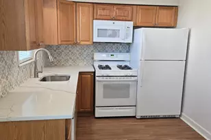 6504 Bradford Terrace, Philadelphia, PA 19149 - Photo 2