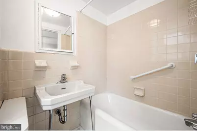 1901 Walnut Street #17F, Philadelphia, PA 19103 - Photo 18