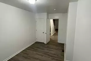 2042 Dennie St, Philadelphia, PA 19140 - Photo 4